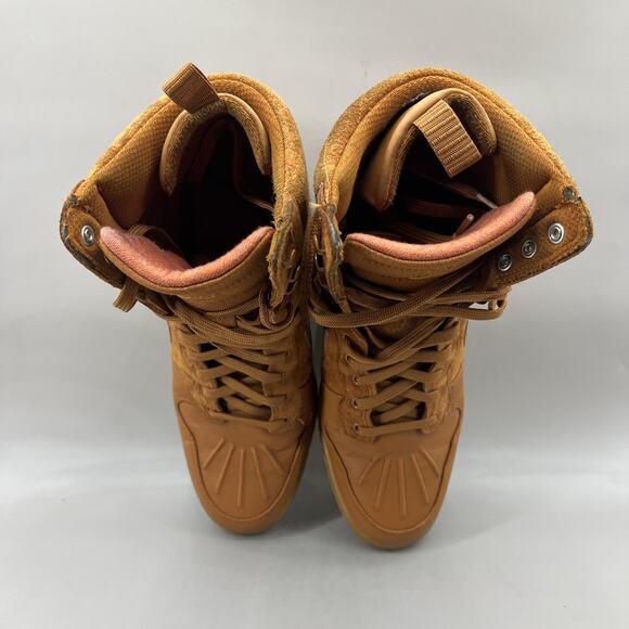 Sold out - Picture 5 of 9